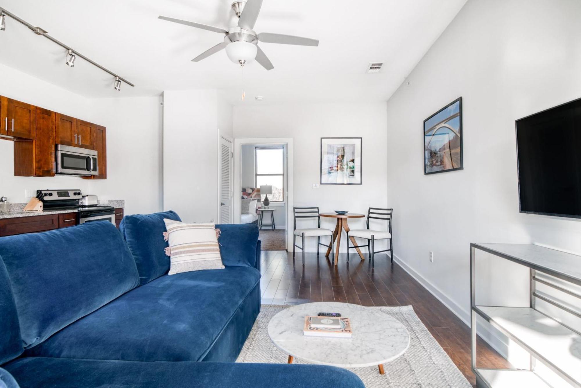 Cozysuites Music Row Bold 1Br W Free Parking Nashville Bagian luar foto
