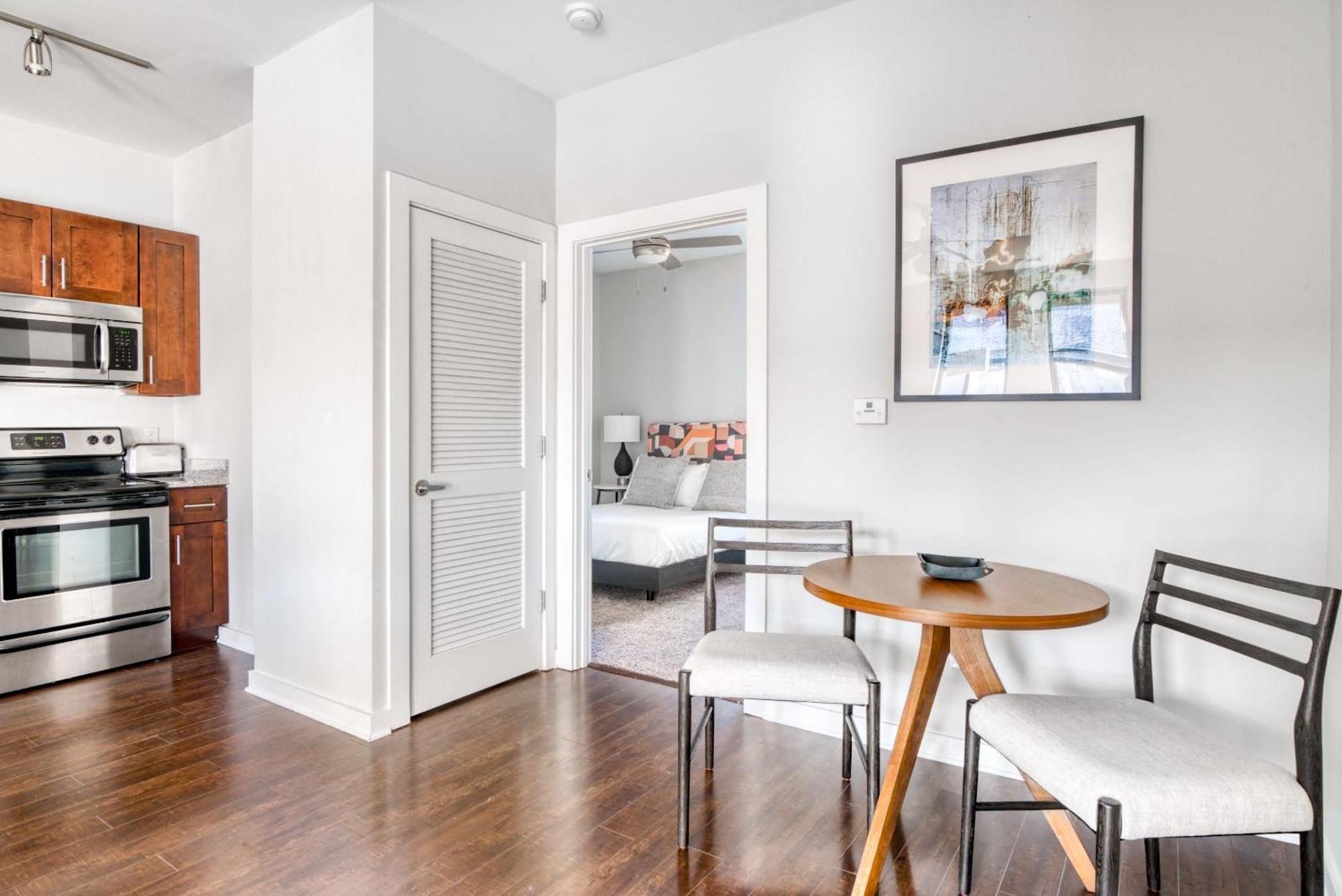 Cozysuites Music Row Bold 1Br W Free Parking Nashville Bagian luar foto