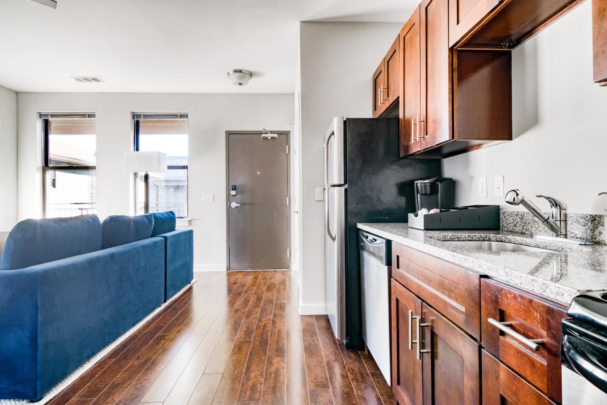 Cozysuites Music Row Bold 1Br W Free Parking Nashville Bagian luar foto